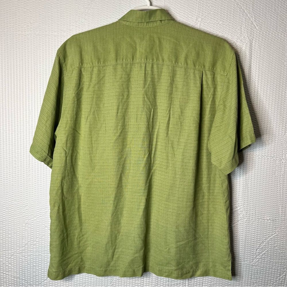 Tommy Bahama Flowery 100% Silk Hawaiian Camp Shirt Size XL - Picture 2 of 5
